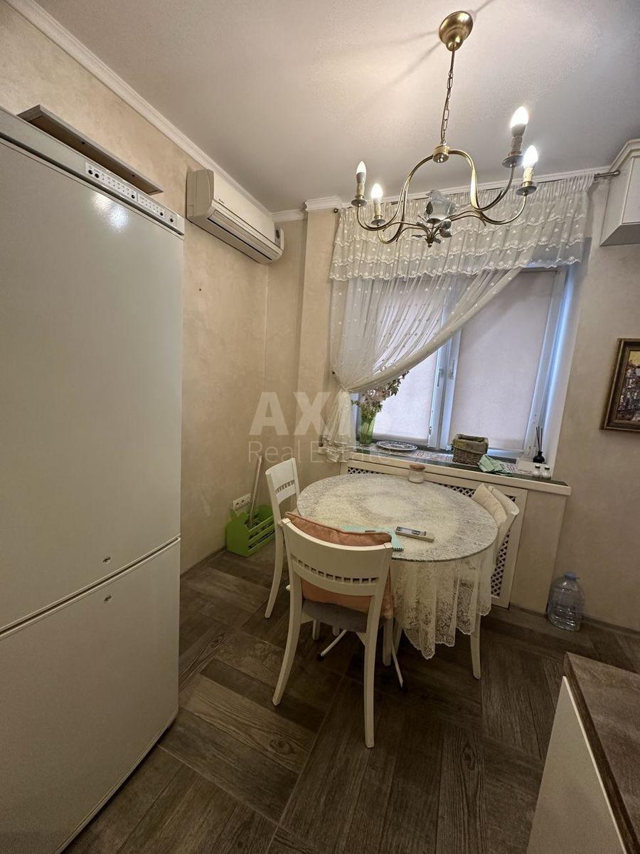 2k apartment vul. Sadovs'kogo Mykoly 125
