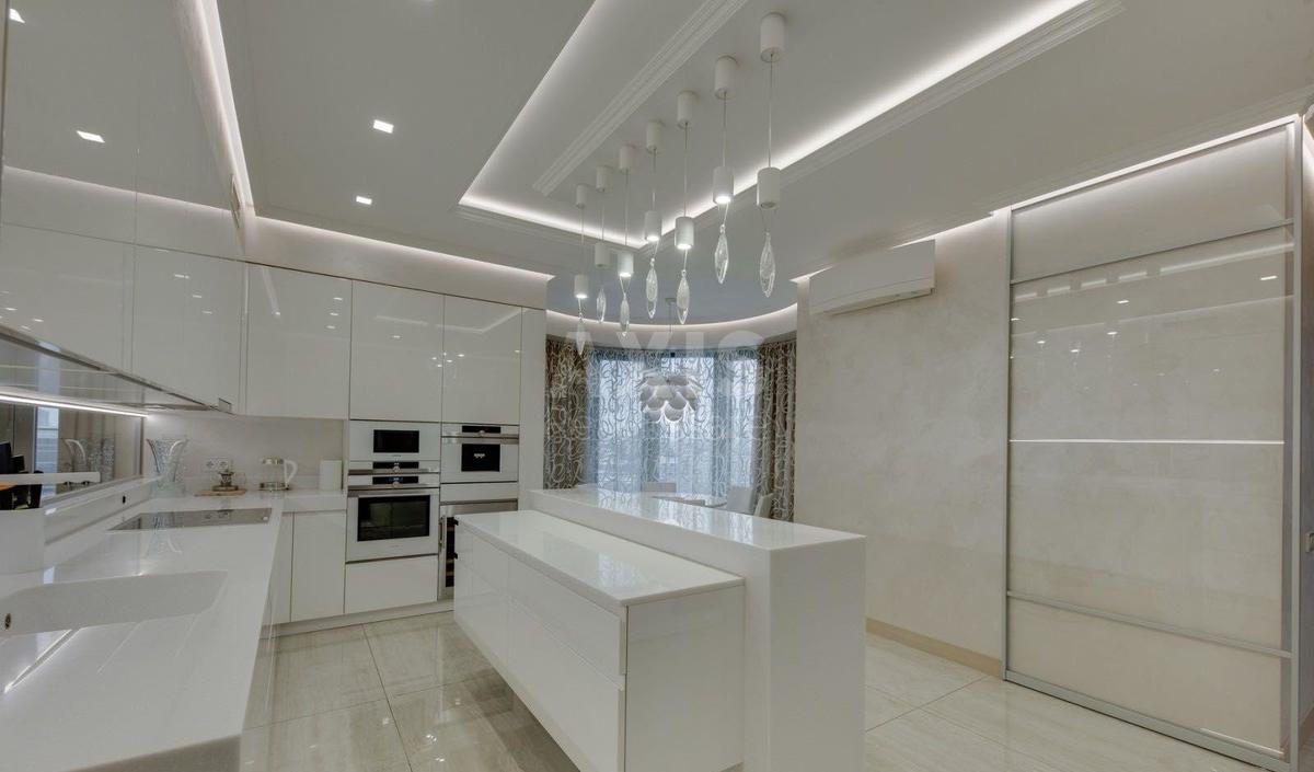 5k apartment vul. Nazarivs'ka 112