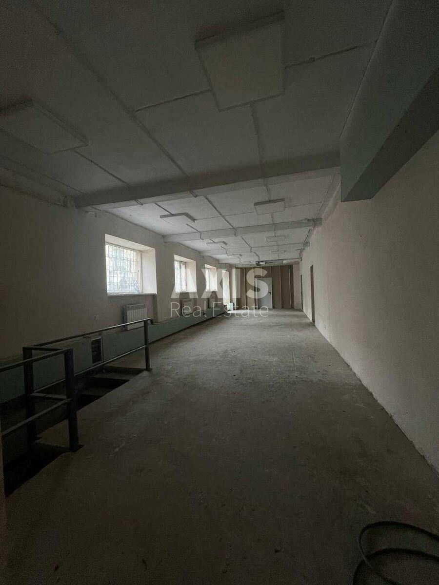 Trade object vul. Kikvidze 34, 100m2468040