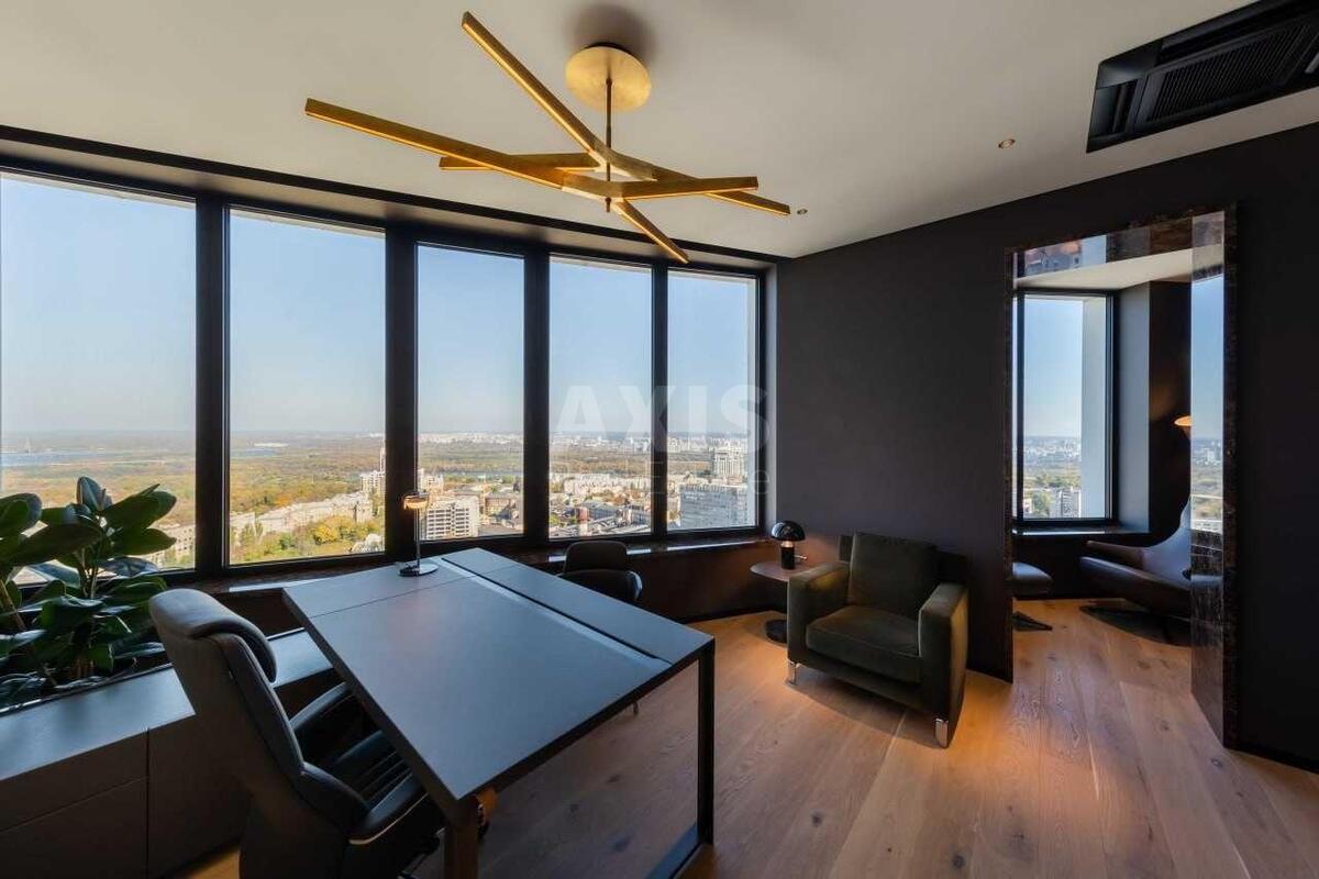 Office uzv. Klovs'kyj 7, 162m20