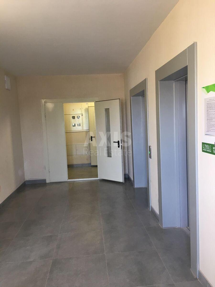 3k apartment vul. Novopol'ova 2600094
