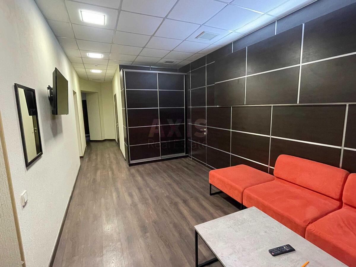 Office vul. Volodymyrs'ka 11, 29m2601576