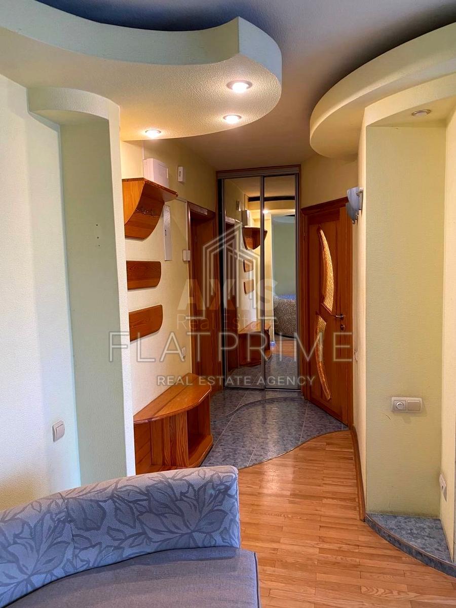 1k apartment bul. Lesi Ukrai'nky 9614457