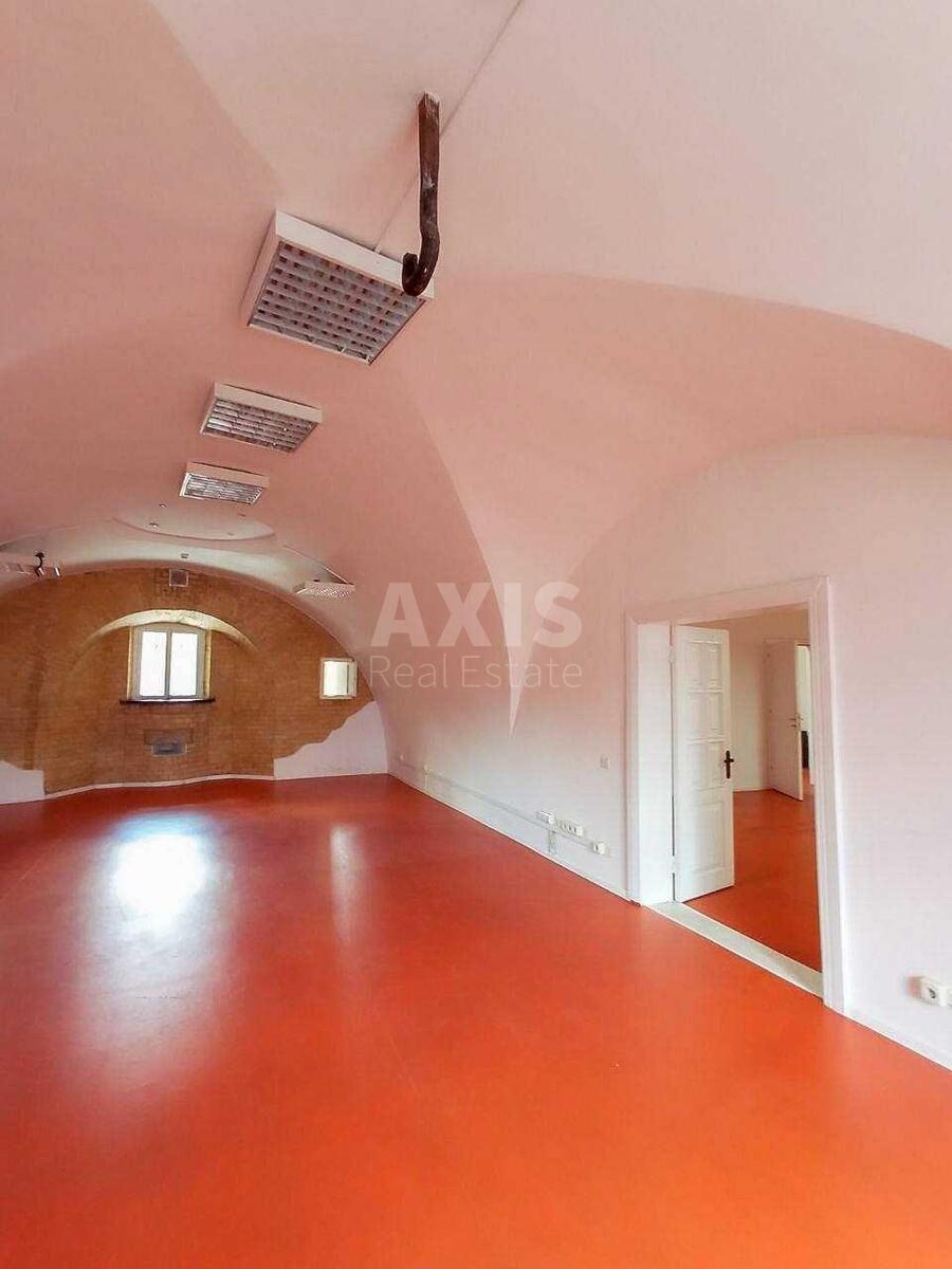 Office vul. Rybal's'ka 22, 920m2570753
