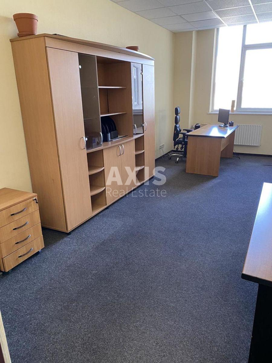 Office vul. Kyrylivs'ka 160, 517m23