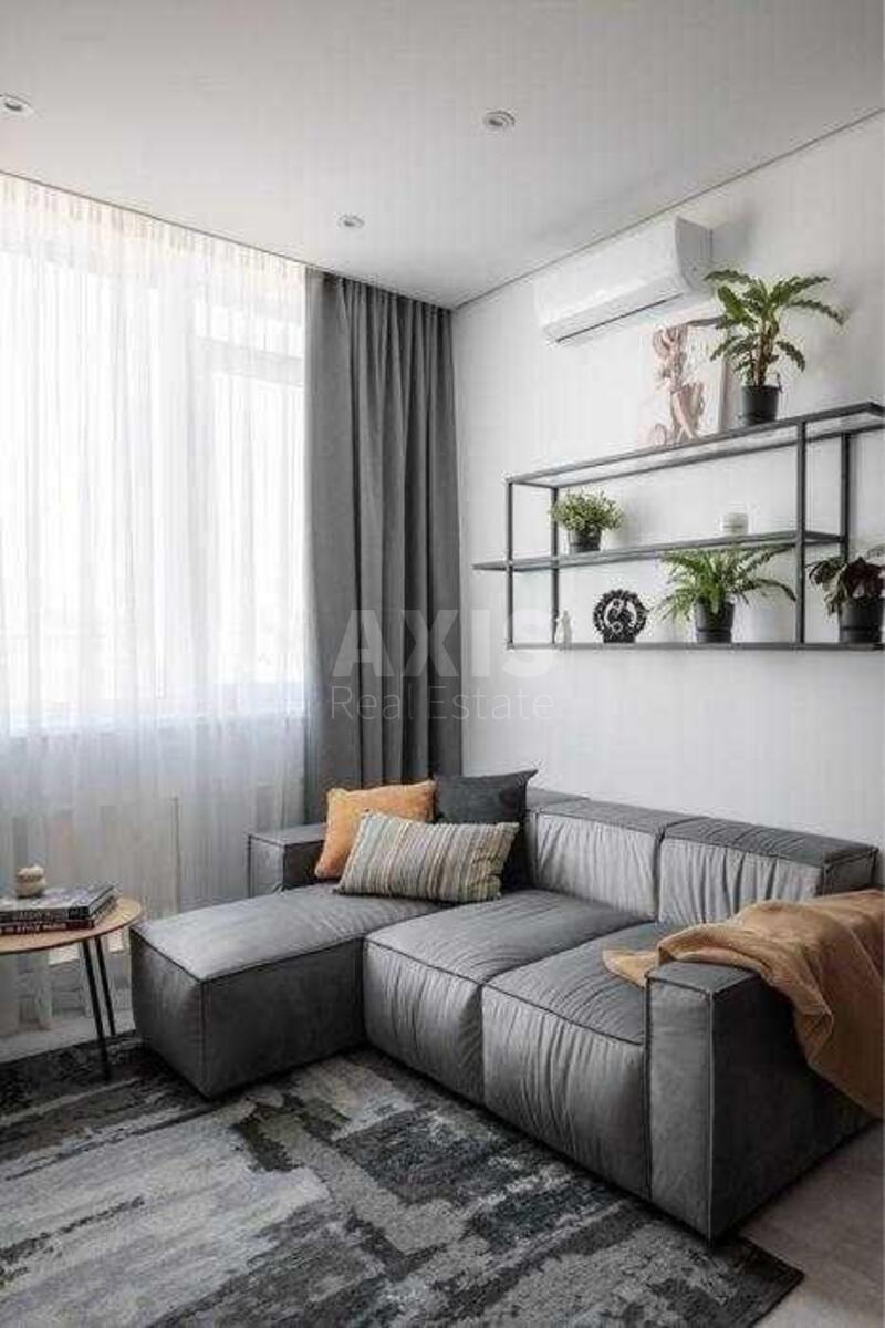 2k apartment vul. Myhajla Maksymovycha 320