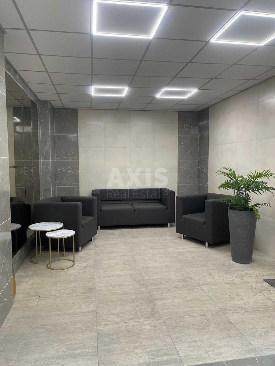 1k apartment vul. Dragomyrova Myhajla 4Б0