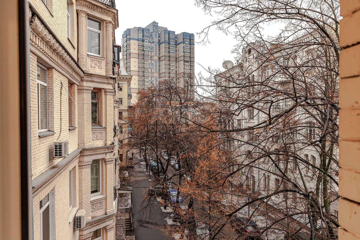 2k apartment vul. Shovkovychna 13/25652818