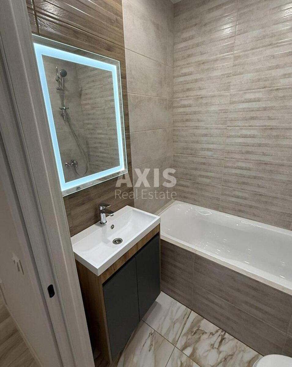 2k apartment vul. Olesja Berdnyka 1Г4