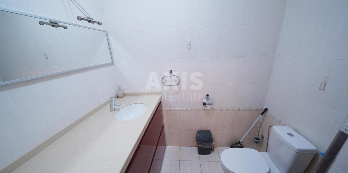 Office vul. Velyka Vasyl'kivs'ka 72, 190m26