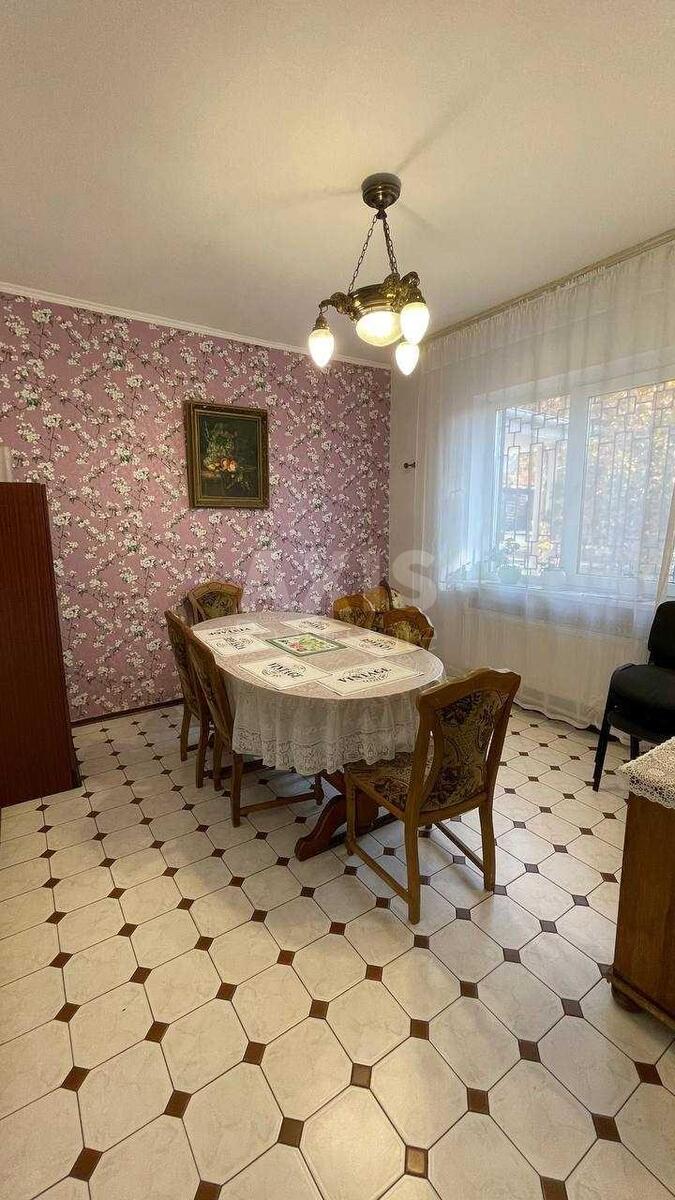 House vul. Turgenjeva, 300m2, Kyiv city0