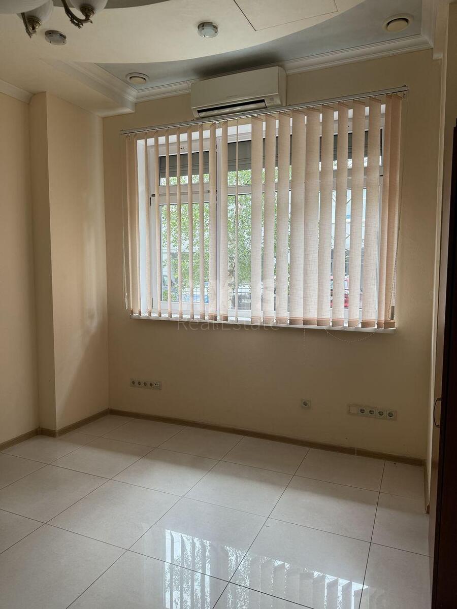 Office vul. Okipnoi' Rai'sy 8, 160m2567911
