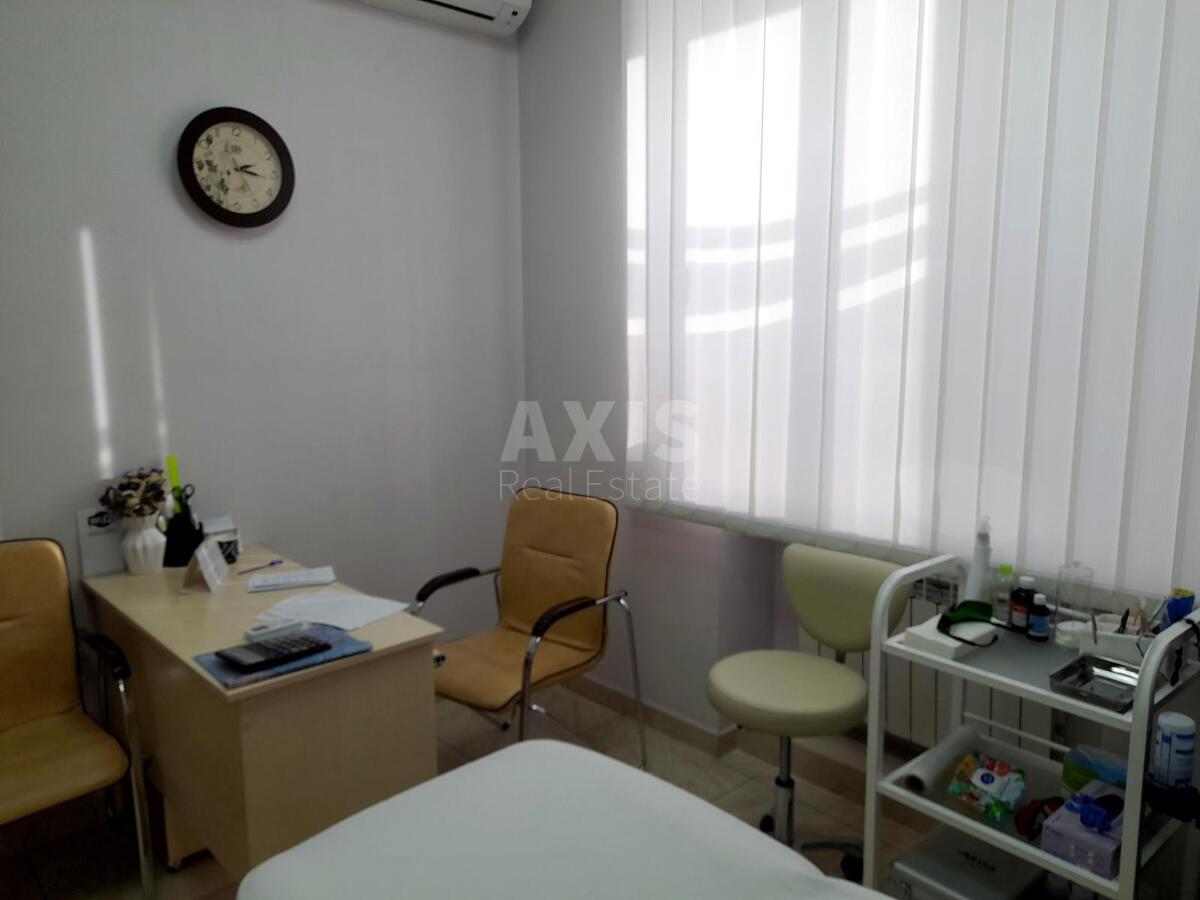 Office vul. Antonovycha 47/12, 53m2612303