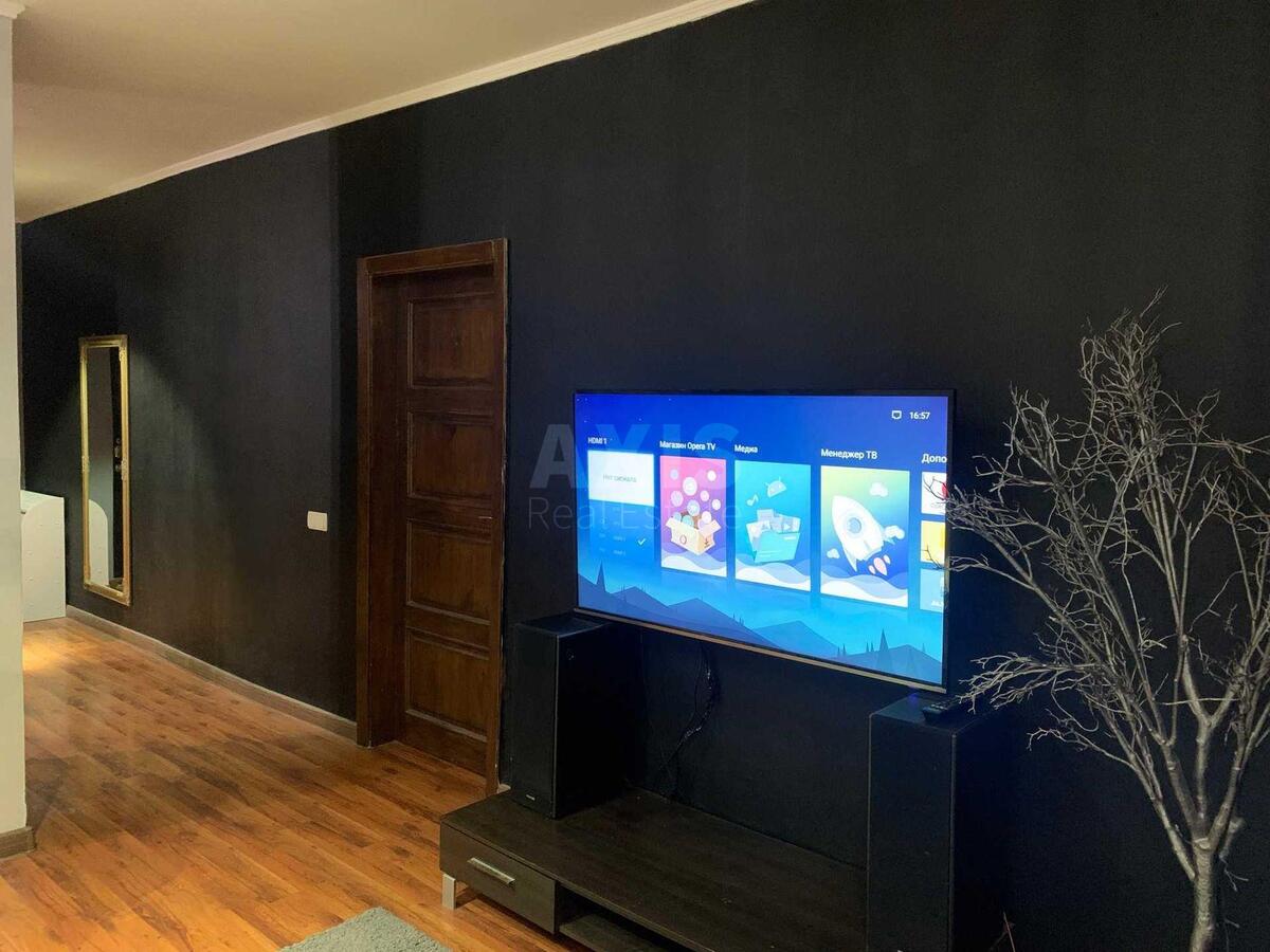 2k apartment pr-t Lesja Kurbasa 5В3