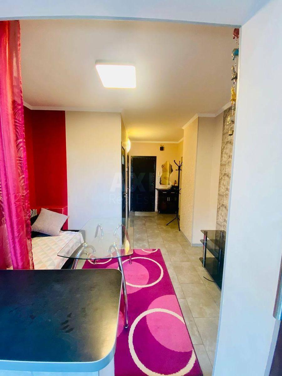 1k apartment vul. Kiprianova Akademika 44