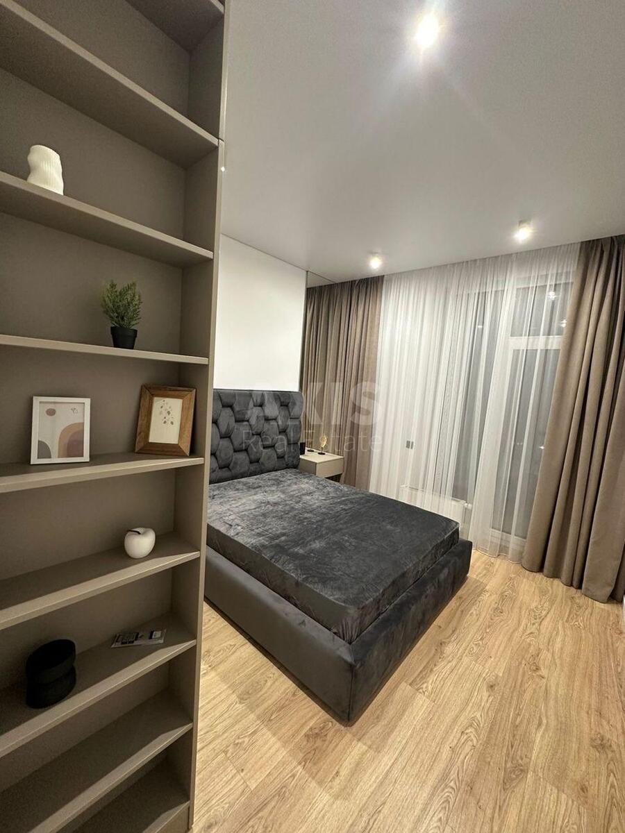 1k apartment vul. Bul'varno-Kudrjavs'ka 17Б3