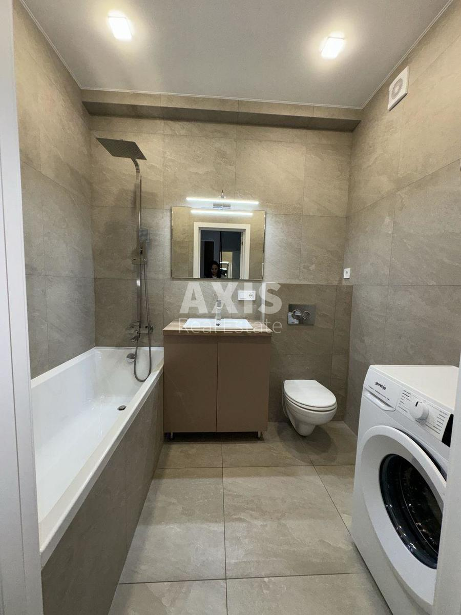 1к квартира ул. Михаила Максимовича 28Е388825