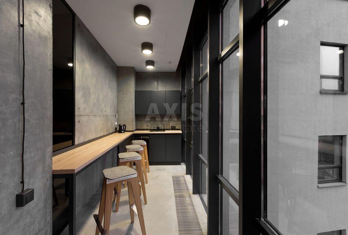 Office vul. Jevgena Konoval'cja 36Д, 308m2576460