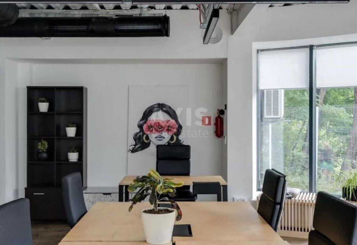 Office vul. Tolbuhina 7, 290m2