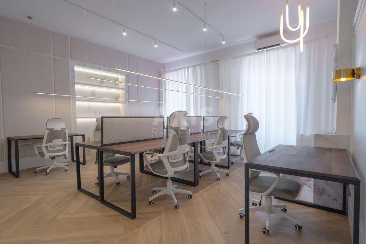 Office vul. Mazepy Ivana 7, 60m20