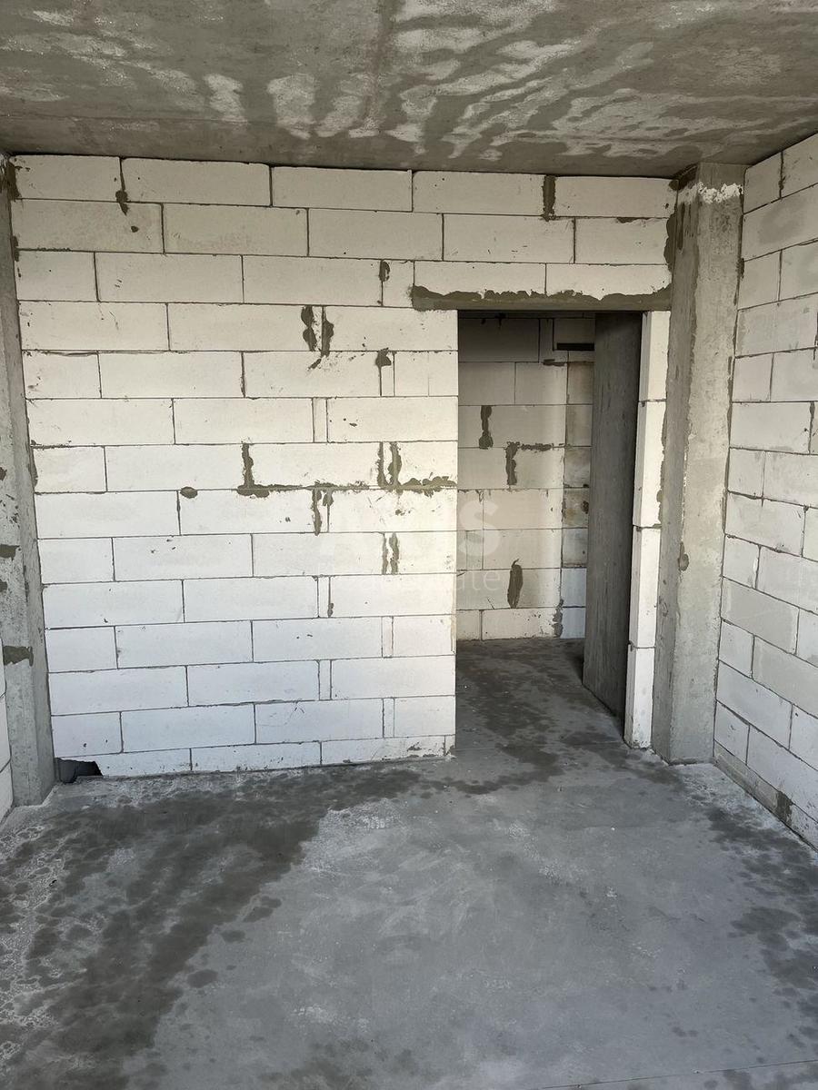 3k apartment vul. Lavruhina Mykoly 11