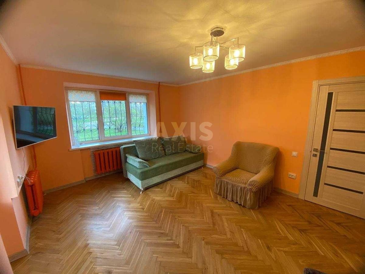 3k apartment pr-t Tychyny Pavla 32