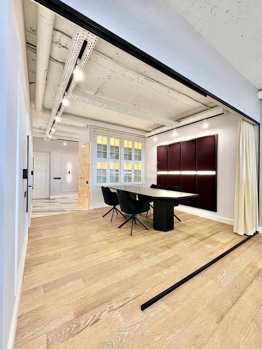 Office uzv. Klovs'kyj 7А, 369m25933115