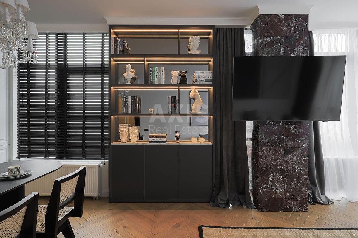 3k apartment vul. Dragomyrova Myhajla 19Б3