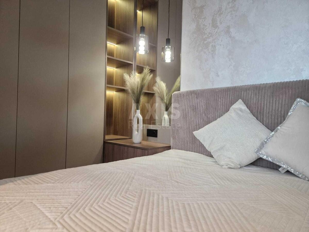 2k apartment vul. Dragomyrova Myhajla 14А3