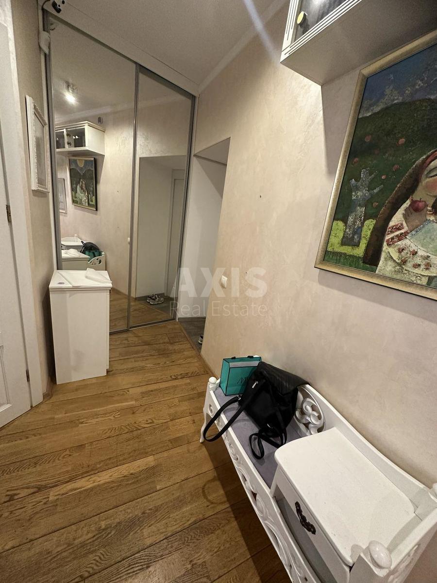 2k apartment vul. Sadovs'kogo Mykoly 126