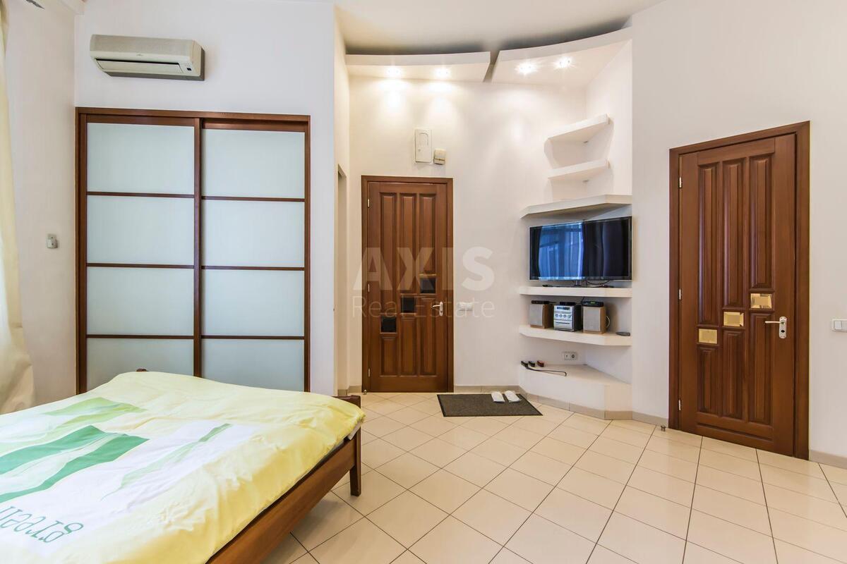 1k apartment vul. Hmel'nyc'kogo Bogdana 323