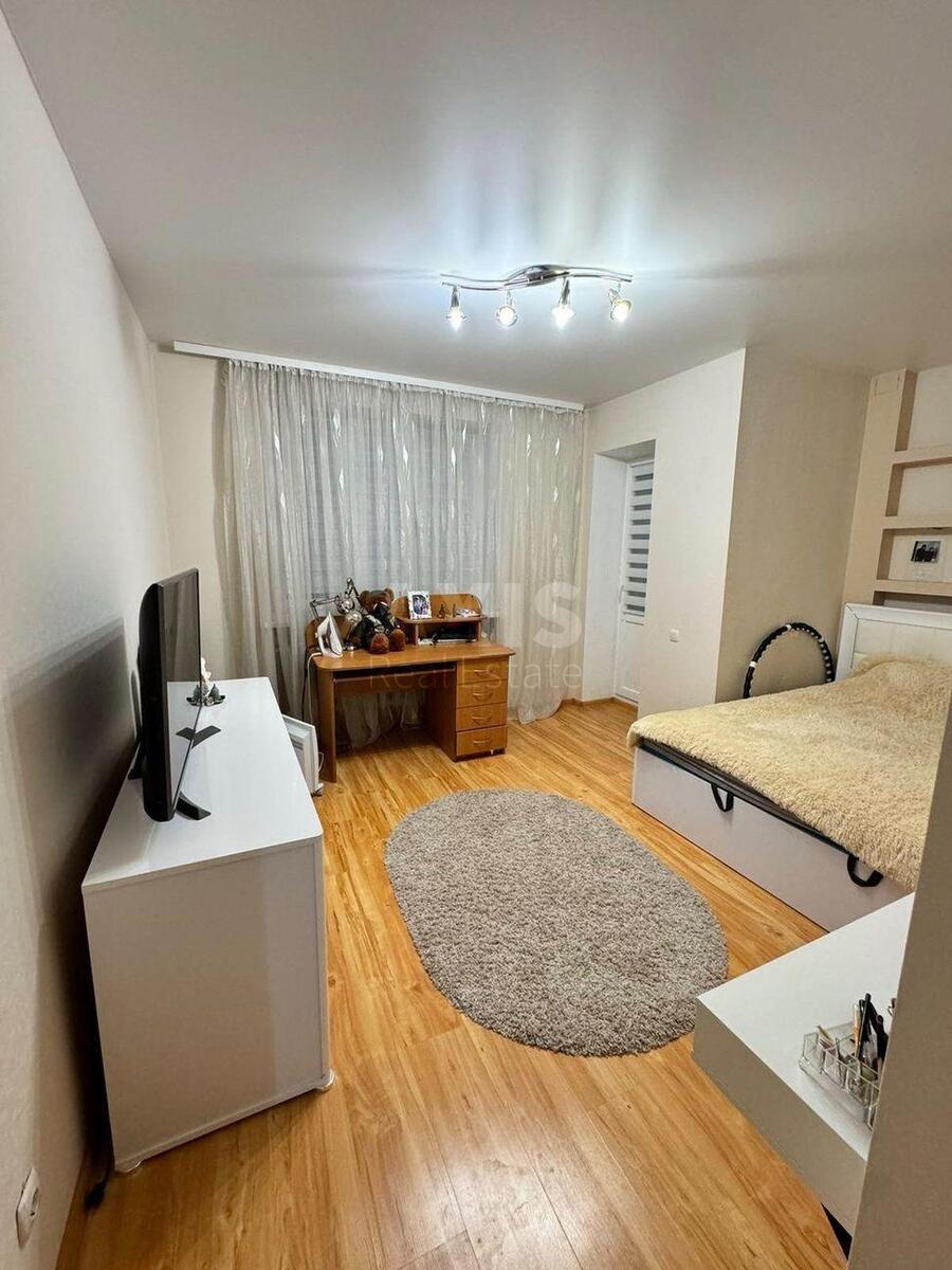 2k apartment vul. Verhovynna 913