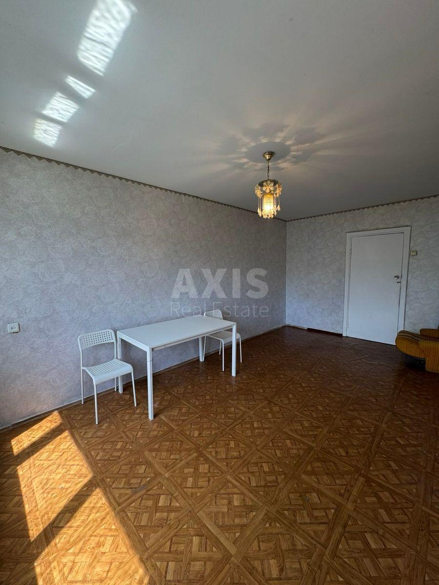 2k apartment vul. Miljutenka 232