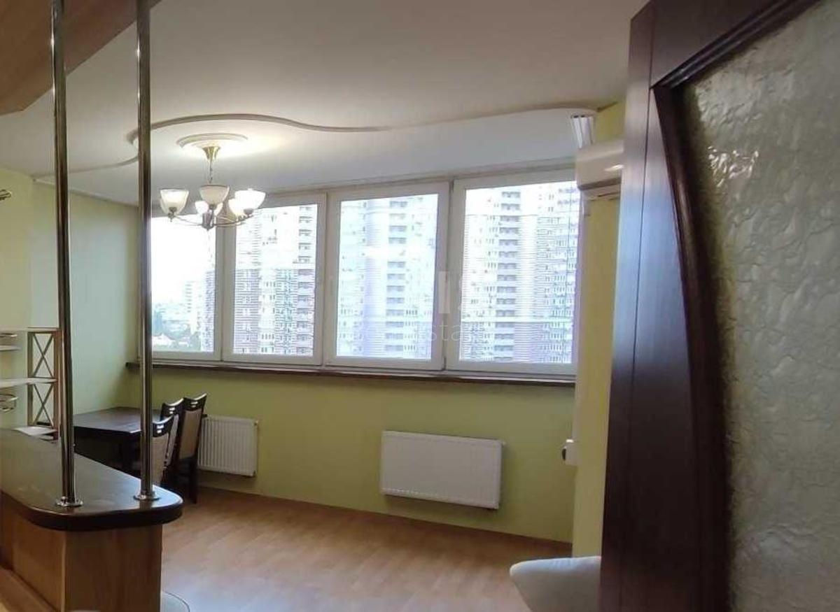 2k apartment vul. Golosii'vs'ka 131