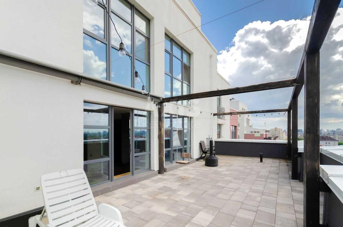 3k apartment vul. Baggovutivs'ka 1А4