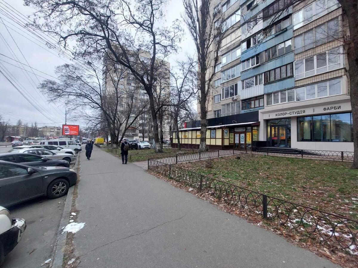Объект торговли бул. Чоколовский 20, 175м20