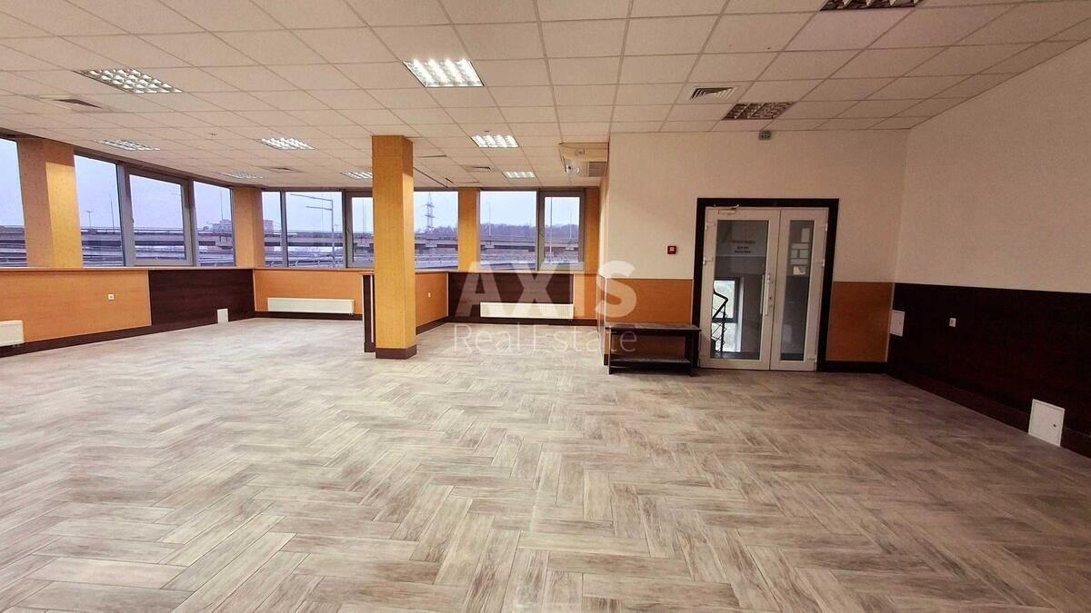 Office doroga Naberezhno-Pechers'ka 10Г, 195m23