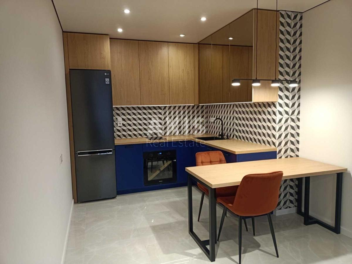 1k apartment vul. Saljutna 2Б46600