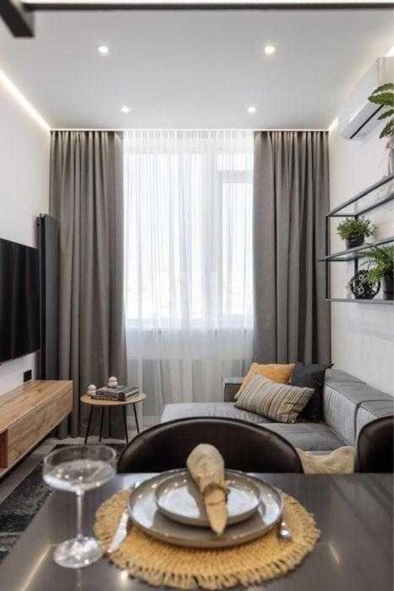 2k apartment vul. Myhajla Maksymovycha 321