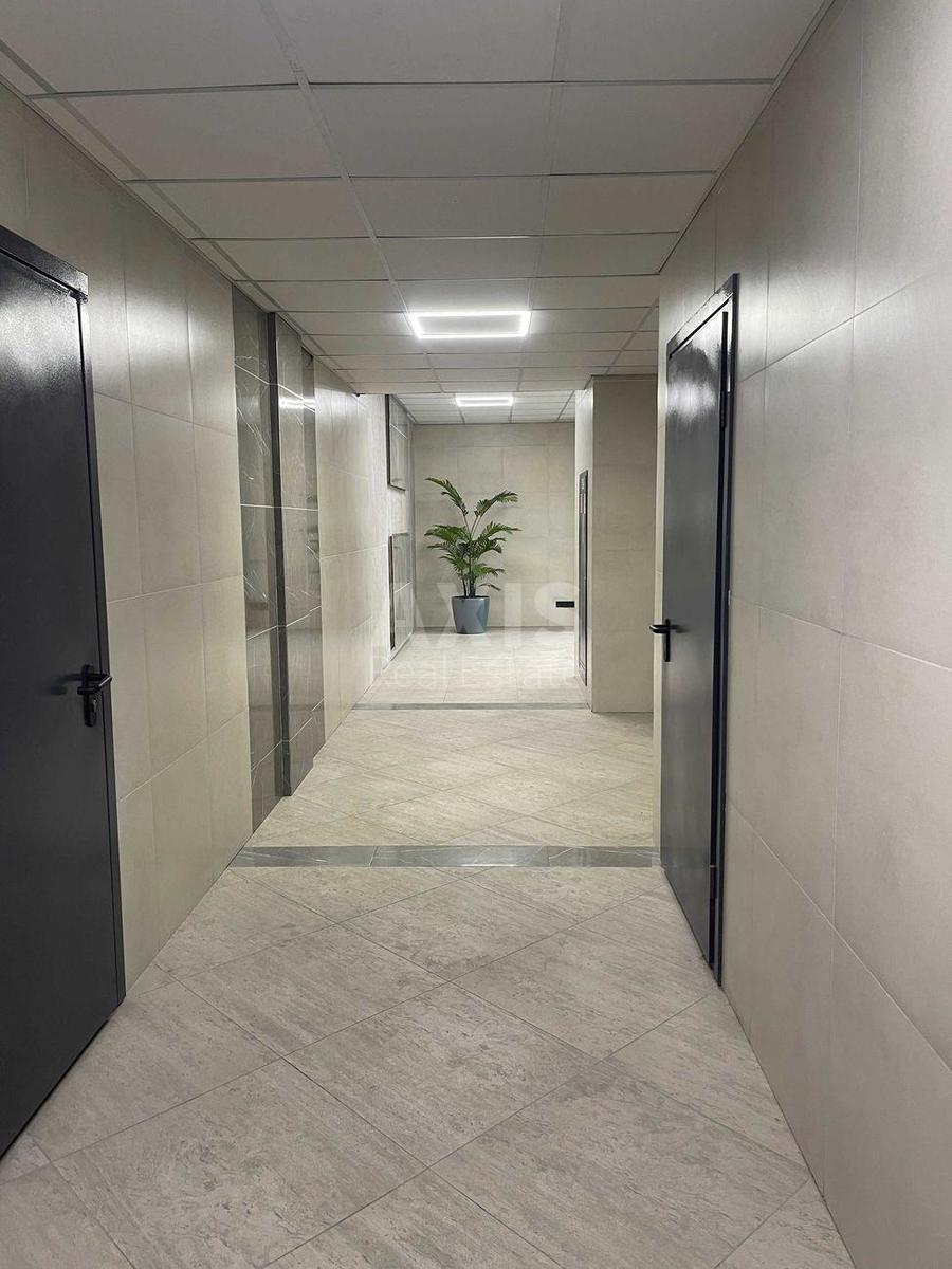 1k apartment vul. Dragomyrova Myhajla 4Б1