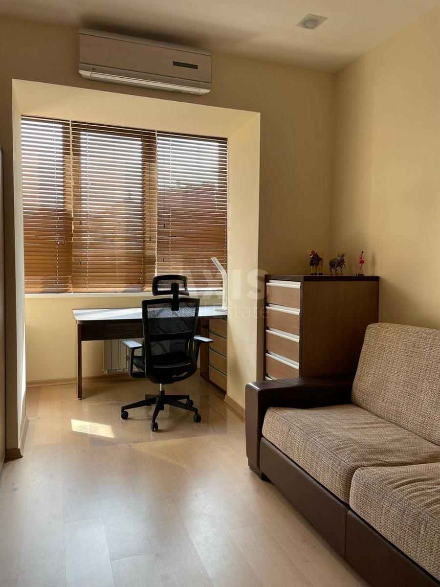 4k apartment pr-t Geroi'v Stalingrada 63