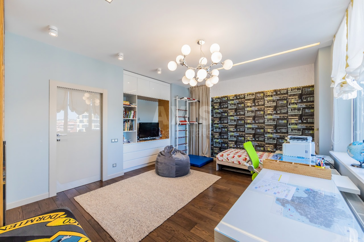 3k apartment vul. Glybochyc'ka 32Б610608