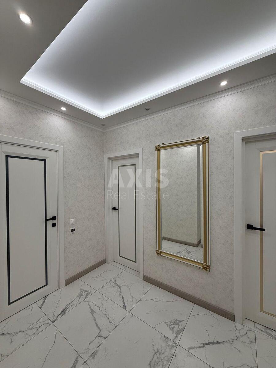 1k apartment vul. Dragomanova 2А4