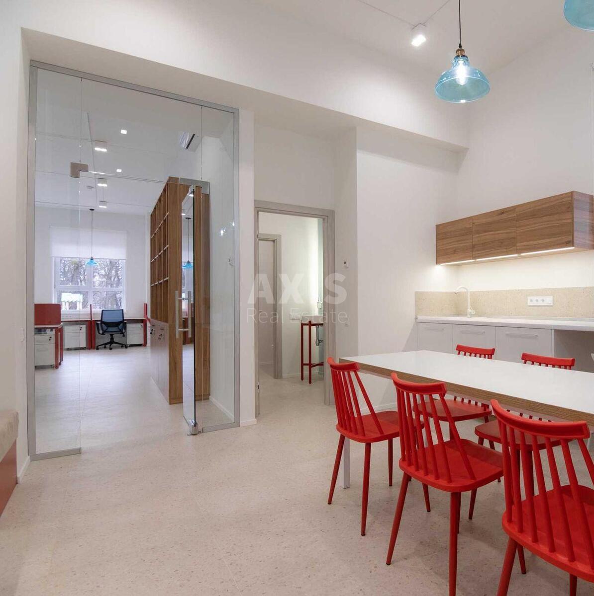 Office vul. Garmatna 37А, 120m23