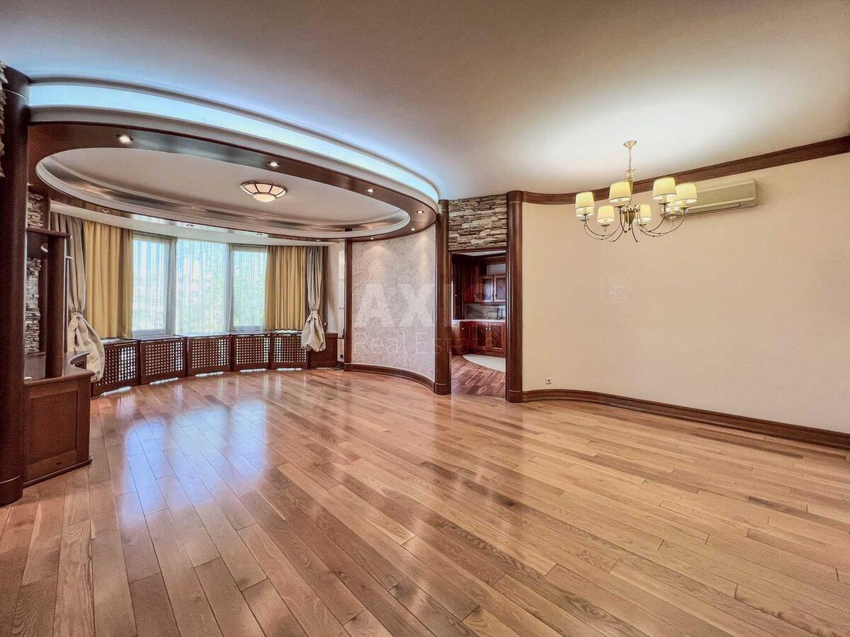 4k apartment vul. Mazepy Ivana 10615913