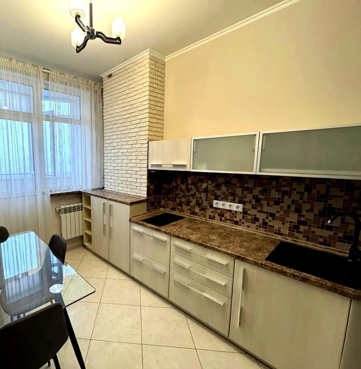 1k apartment vul. Zhyljans'ka 118616670