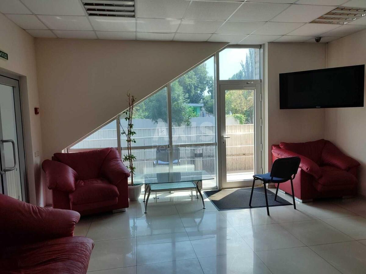 Office vul. Berezhans'ka 12Б, 387m2594504