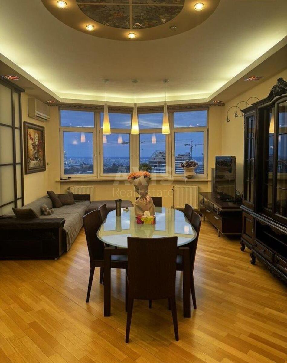 3k apartment bul. Lesi Ukrai'nky 231