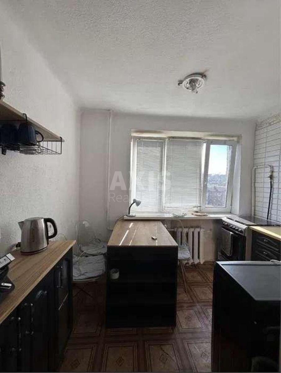 2k apartment vul. Turivs'ka 40