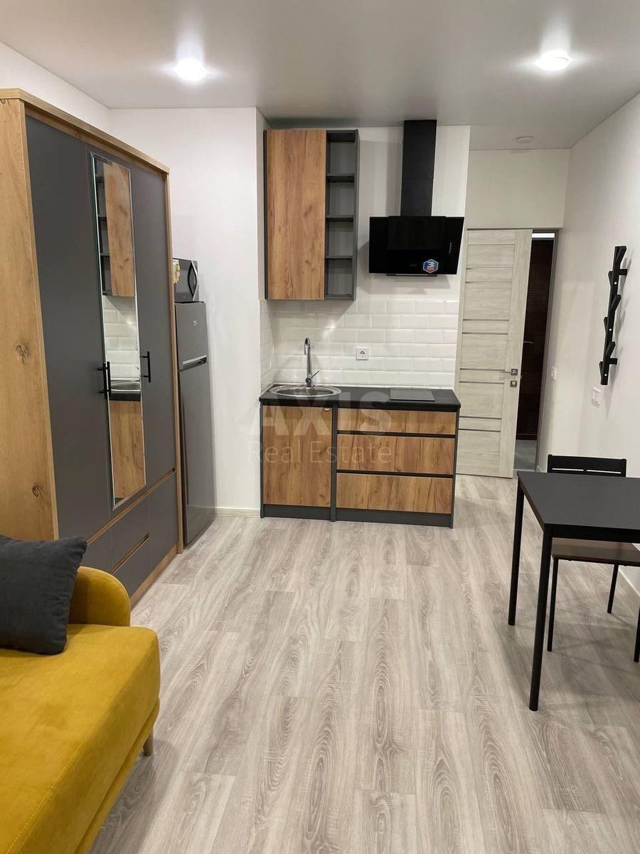 1k apartment vul. L'vivs'ka 15